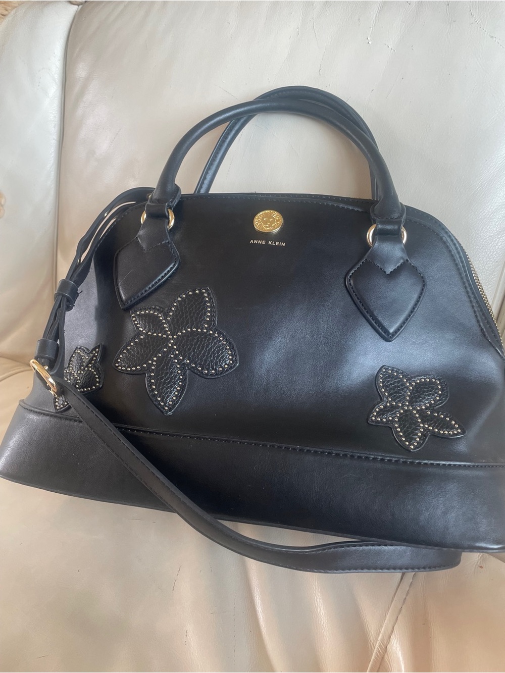 🖤🤘 Anne Klein Black Floral Studded Bag w/ Detachable Strap - Faux Leather / Gld